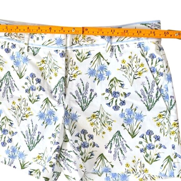 LOFT Bouquet Floral Colorful 3 Inch Riviera Shorts. 0 Petite. 0P. NWOT. - Picture 5 of 9